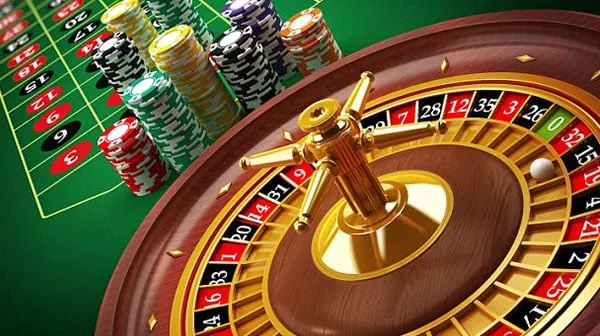 Excited bingo players enjoying online games with excellent support
